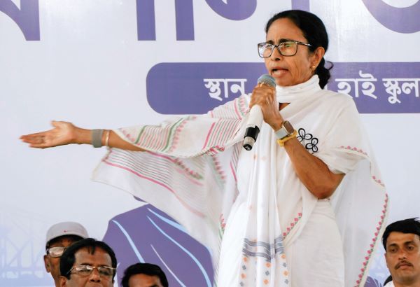 ममता नीत तृणमूल कांग्रेस ने पसंद के नाम और चुनाव चिह्न निर्वाचन आयोग को जमा किए