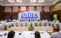 'इंडिया' गठबंधन का निर्वाचन आयोग मामले पर राष्ट्रव्यापी अभियान का फैसला, मतपत्र से चुनाव की मांग
