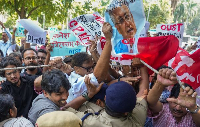 दिल्ली पुलिस ने आप नेताओं और छात्रों समेत 500 से अधिक कार्यकर्ताओं को हिरासत में लिया